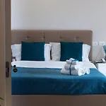 8 Panzió Nápoly