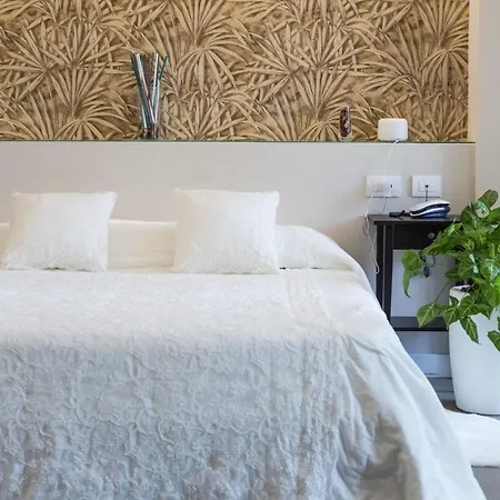 Bed & Breakfast 8 3*