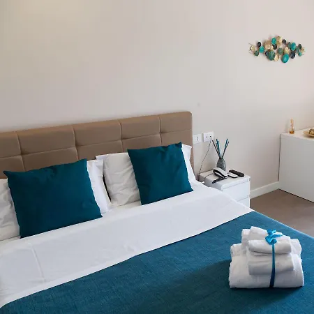 Bed & Breakfast 8 3*