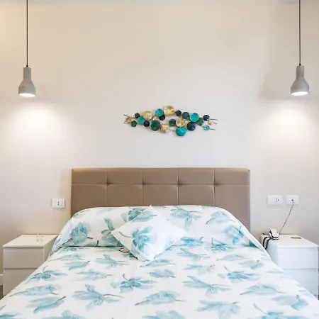 住宿加早餐酒店 8 3*