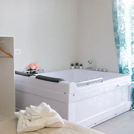 住宿加早餐酒店 8 那不勒斯