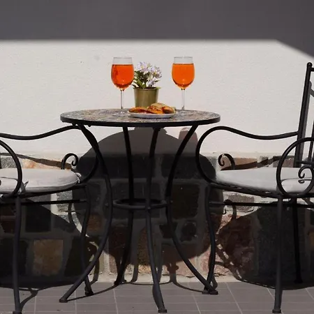 8 Couette-café Naples
