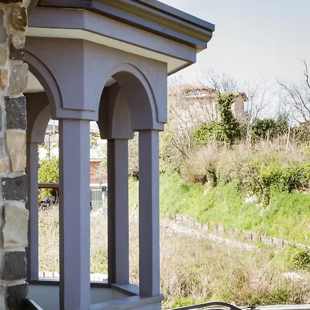 8 Bed & Breakfast Napoli