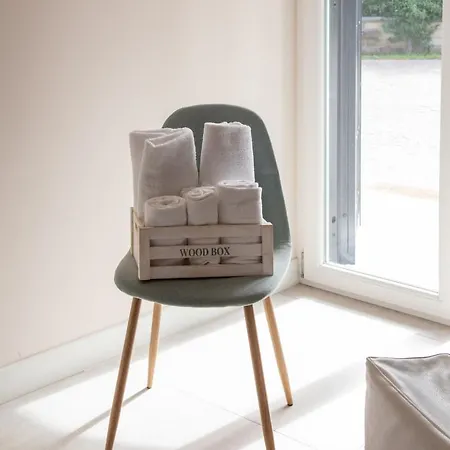 8 Bed and Breakfast Νάπολη